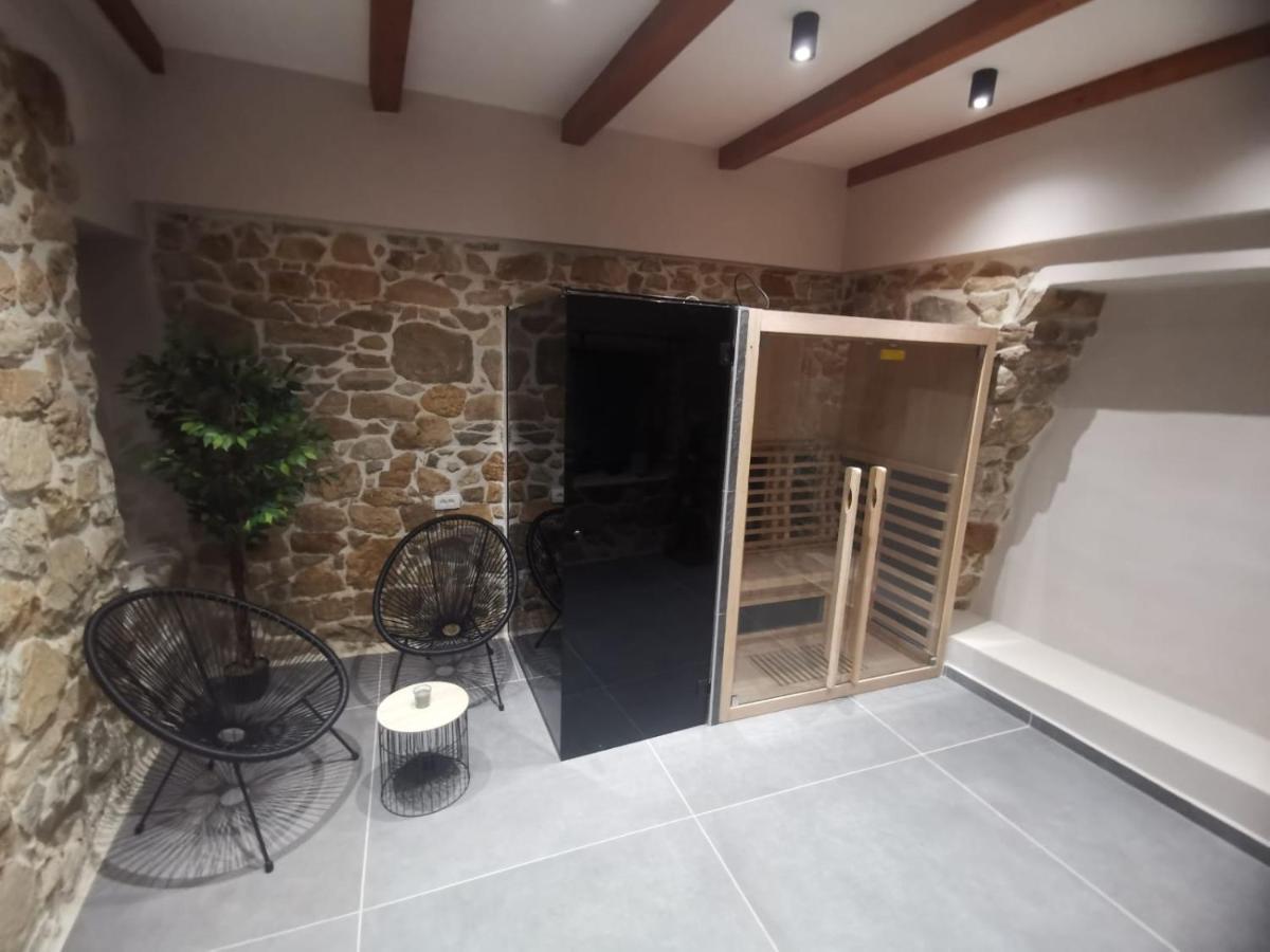 Villa Copun With Heated Pool