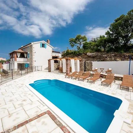 Villa Copun With Heated Pool Mundanije Exterior photo